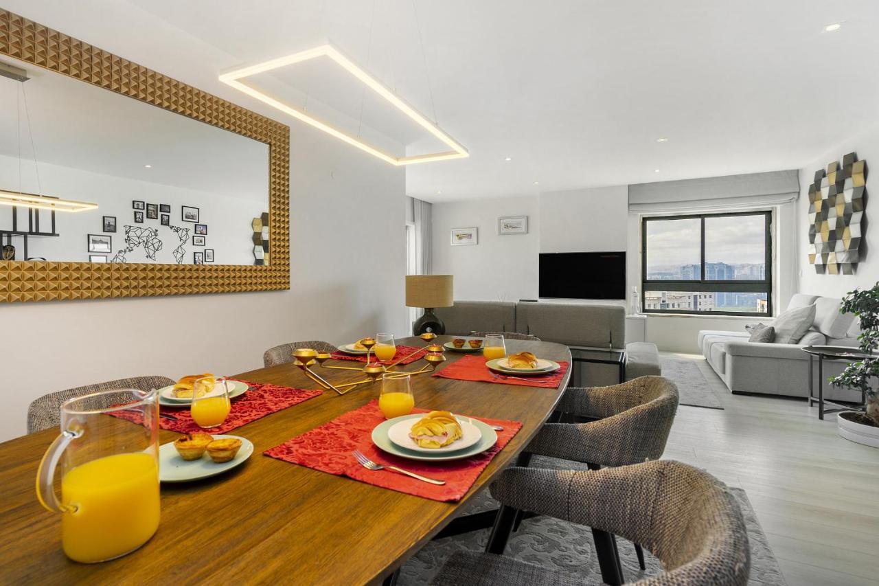 Whome Family Condo - Urban Retreat With Parking, Ac, Elevator In Great Location Lisbona Esterno foto