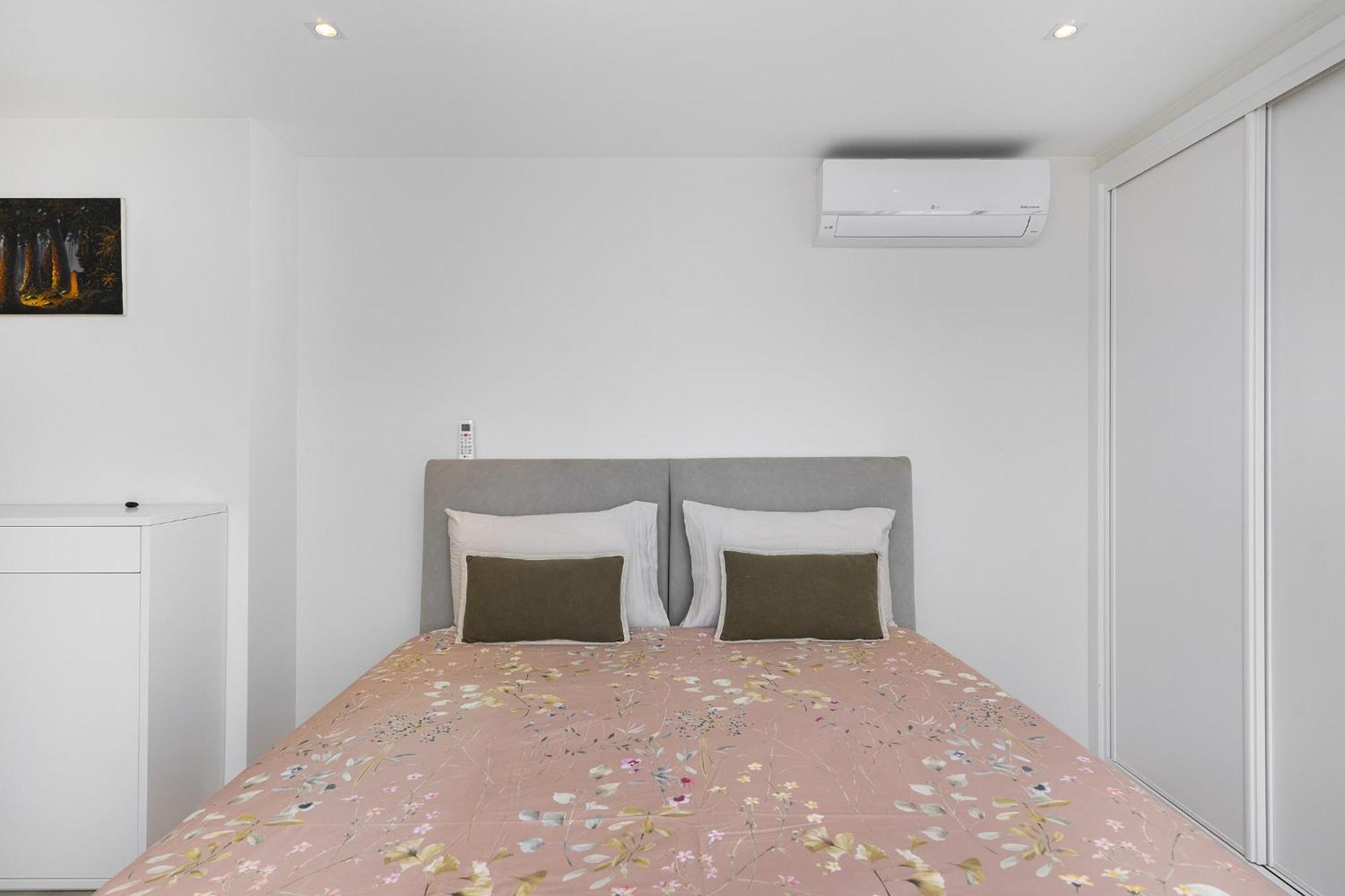 Whome Family Condo - Urban Retreat With Parking, Ac, Elevator In Great Location Lisbona Esterno foto