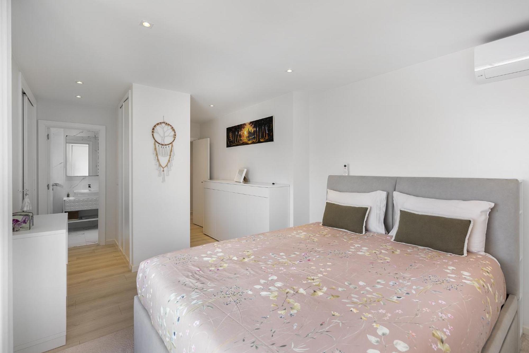 Whome Family Condo - Urban Retreat With Parking, Ac, Elevator In Great Location Lisbona Esterno foto